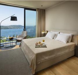 Luxury 5-Bedroom Sea-View Villa with Heated Infinity Pool in Orasac near Dubrovnik – Sleeps 10